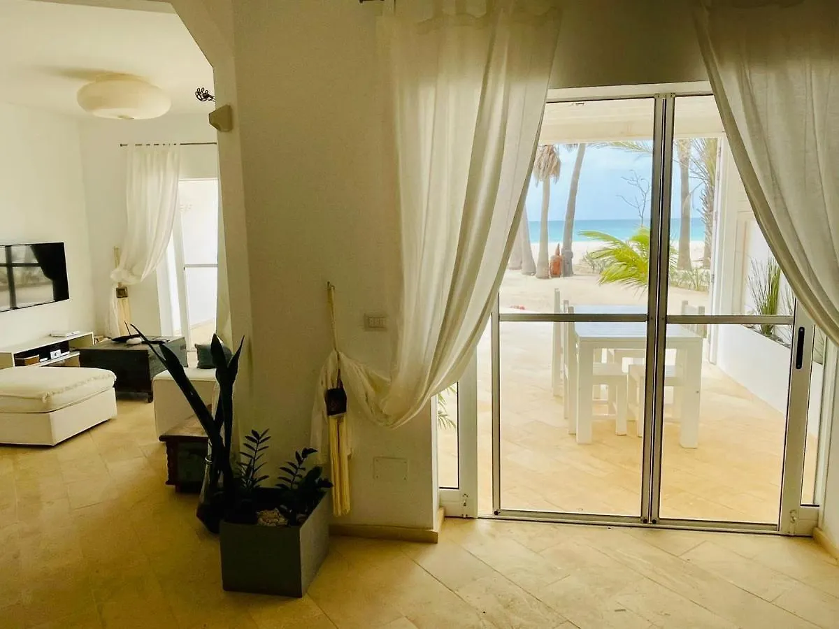 Villa Nº 25 Alfredo Marchetti Suites On The Beach,Praia De Chaves Bv Rabil Apartment